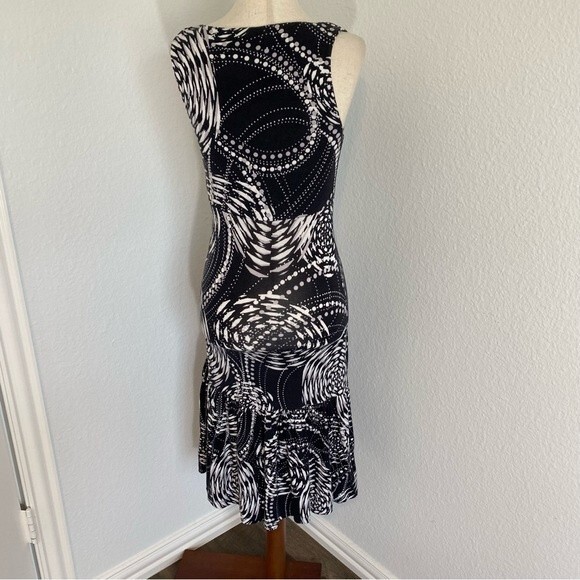 Karen Kane Sundress Midi V Neck Tier Ruffle Black White Abstract Design Size XS - Picture 4 of 7